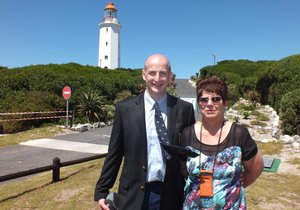 Gansbaai SA en Birkenhead VK smee bande